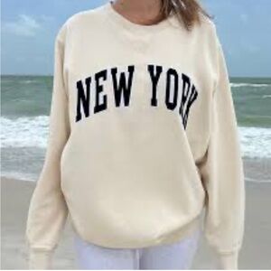 Brandy Melville ERICA NEW YORK SWEATSHIRT